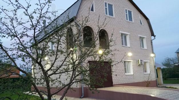 Продаётся дом 400 кв м